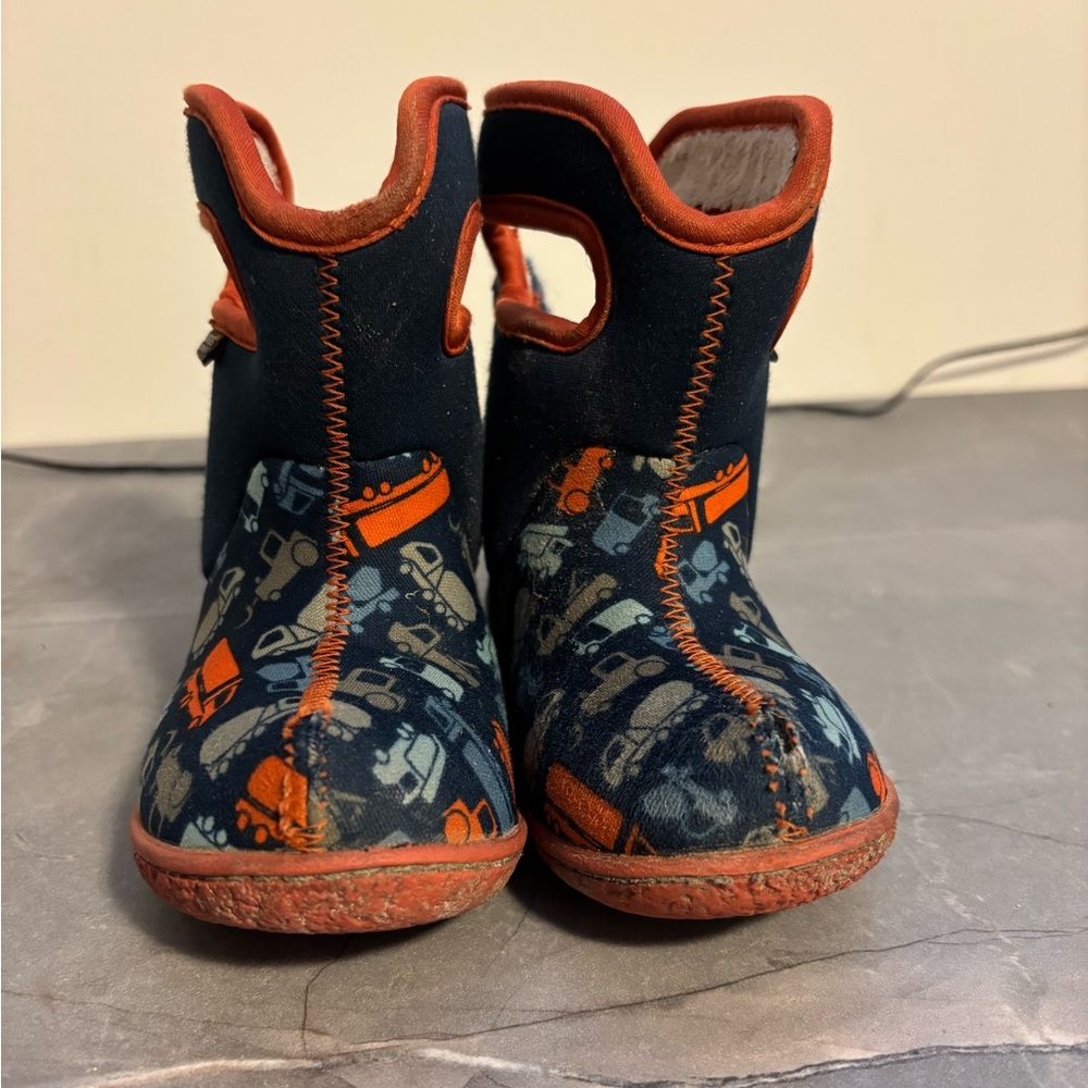 Bogs size 7